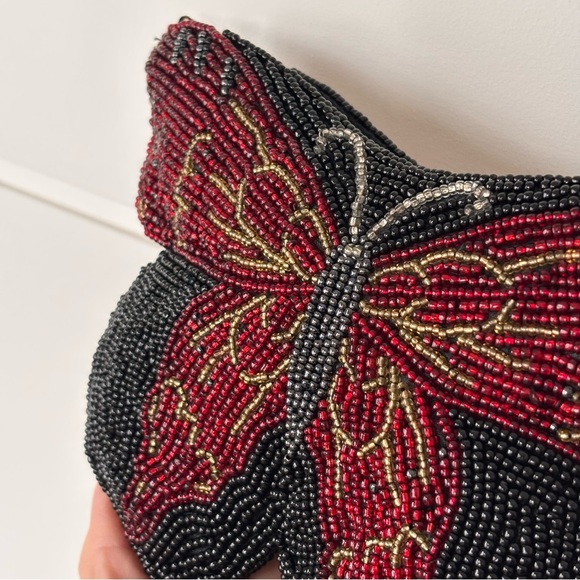 Vintage Neiman Marcus Red and Black Beaded Butterfly Petite Evening Bag - Picture 4 of 17